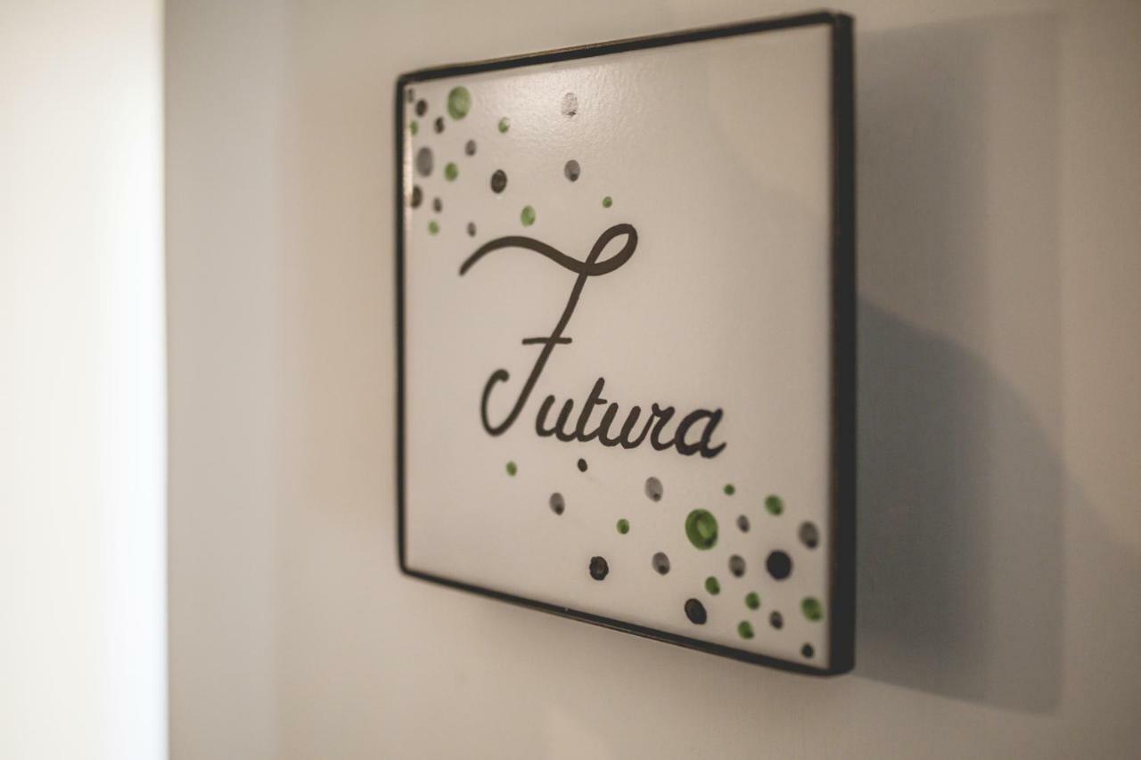فندق Futura Retro ساليرنو المظهر الخارجي الصورة